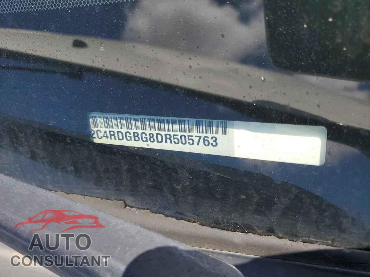 DODGE CARAVAN 2013 - 2C4RDGBG8DR505763