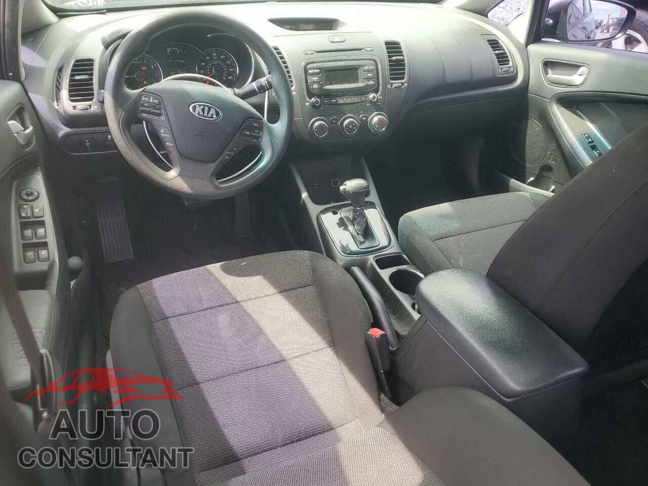 KIA FORTE 2018 - 3KPFK4A73JE198735