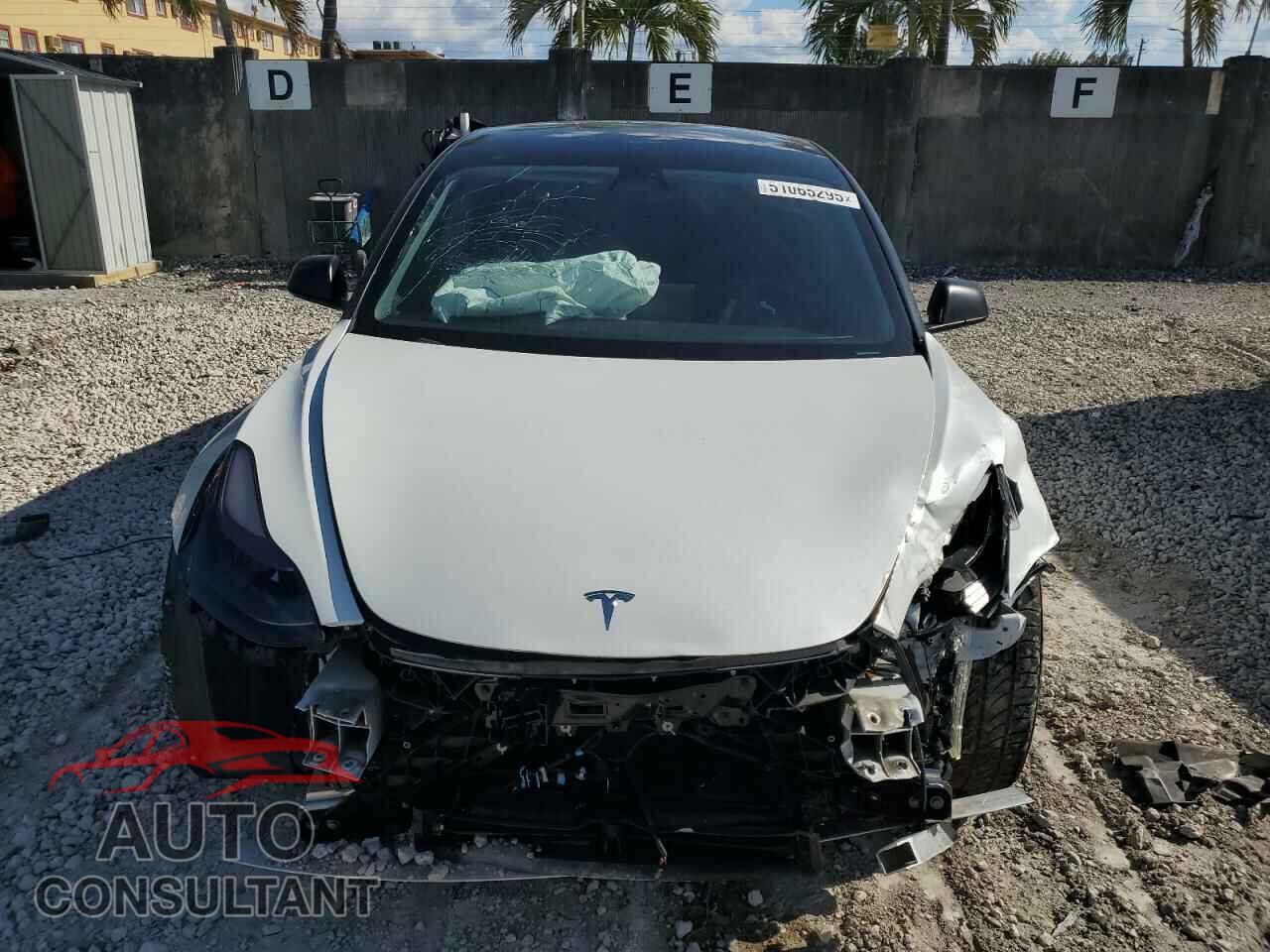 TESLA MODEL 3 2021 - 5YJ3E1EA9MF052708