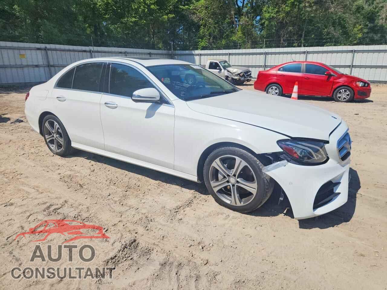 MERCEDES-BENZ E-CLASS 2017 - WDDZF4JB8HA081385