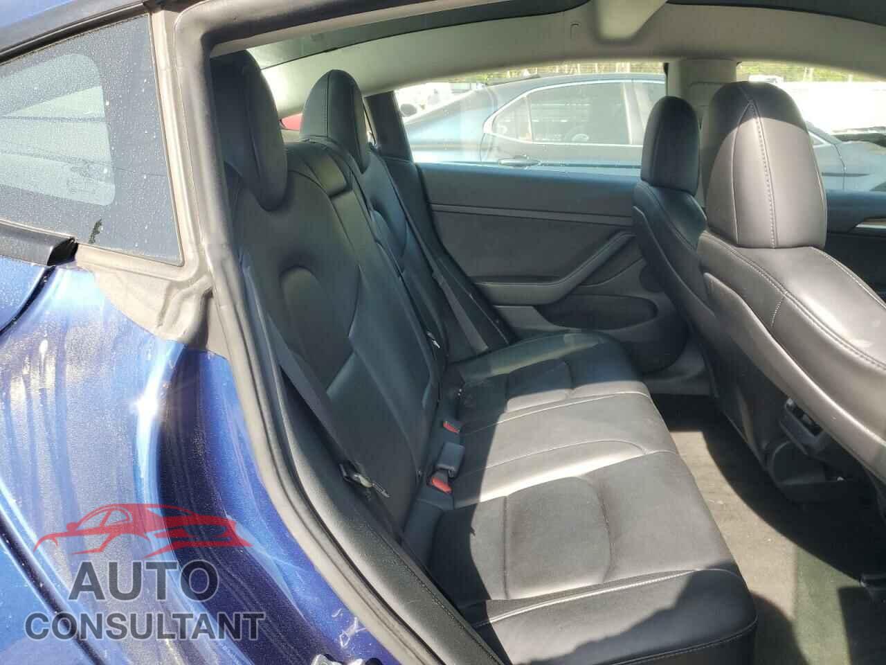 TESLA MODEL 3 2022 - 5YJ3E1EA6NF287357