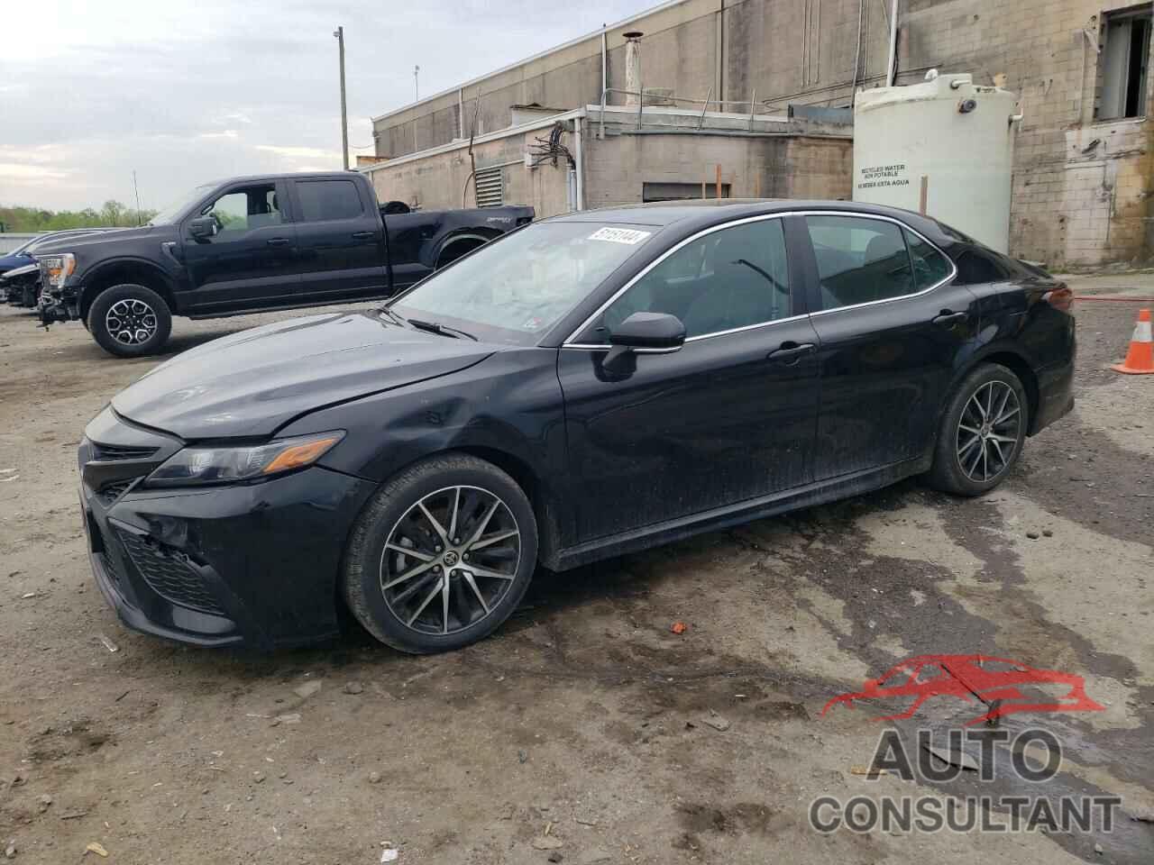 TOYOTA CAMRY 2022 - 4T1G11AK1NU700977