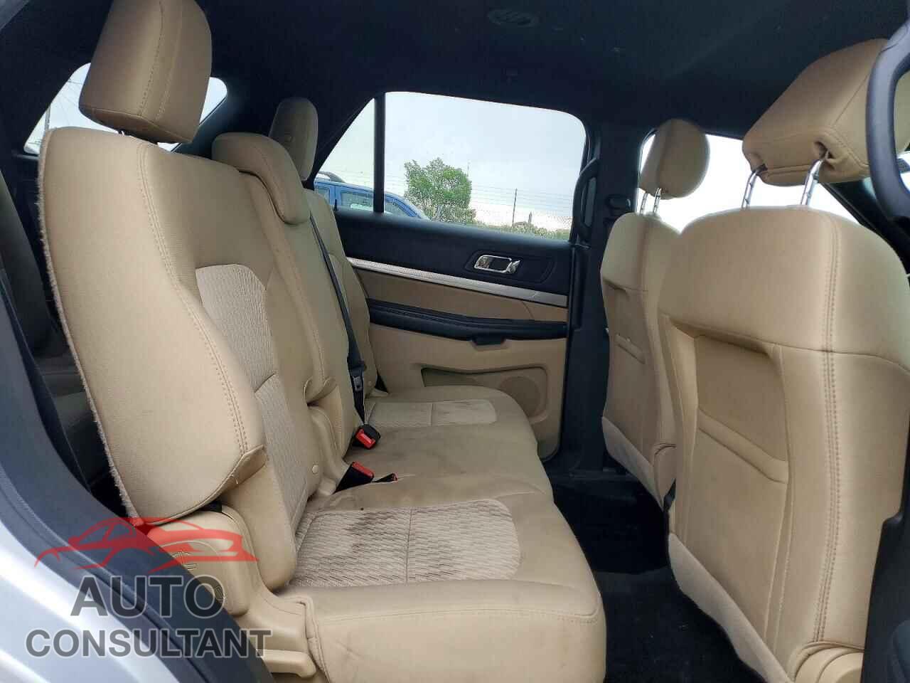 FORD EXPLORER 2017 - 1FM5K8B8XHGD34357