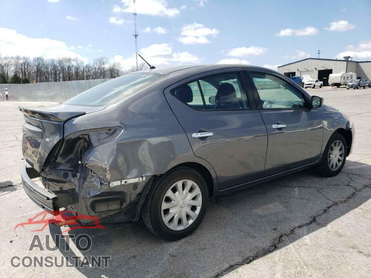 NISSAN VERSA 2019 - 3N1CN7AP3KL848949