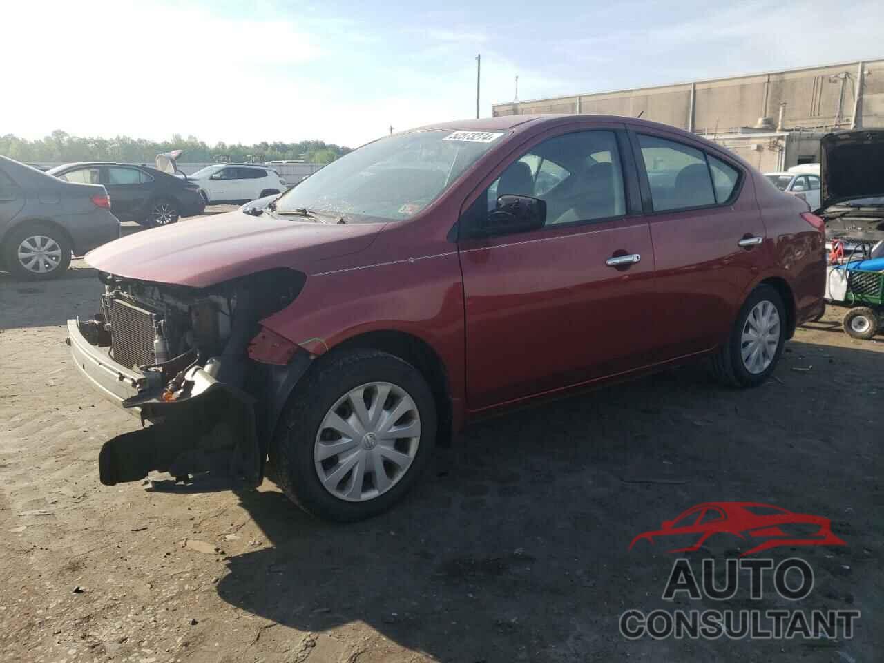 NISSAN VERSA 2018 - 3N1CN7AP0JL819665