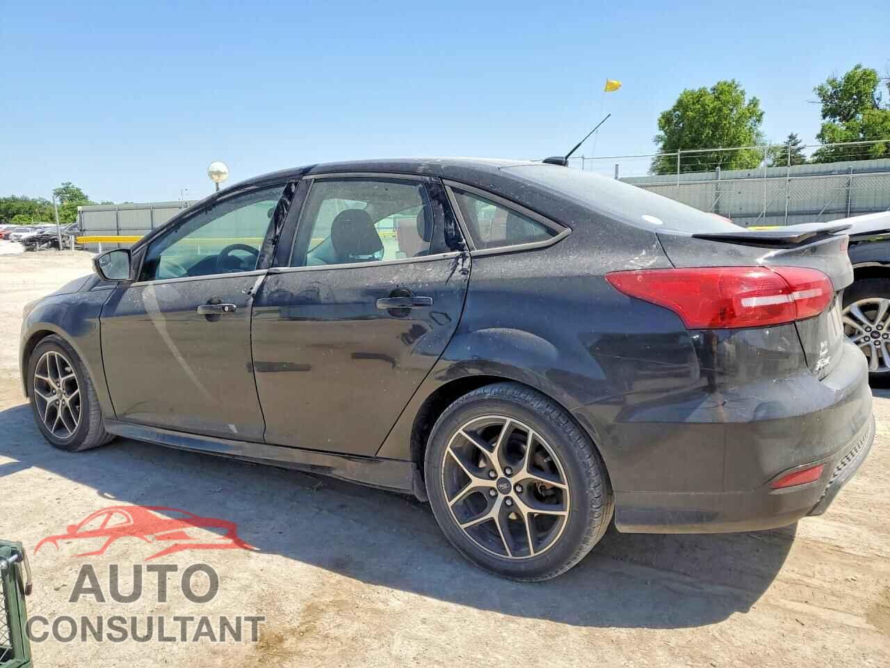 FORD FOCUS 2016 - 1FADP3F22GL379427