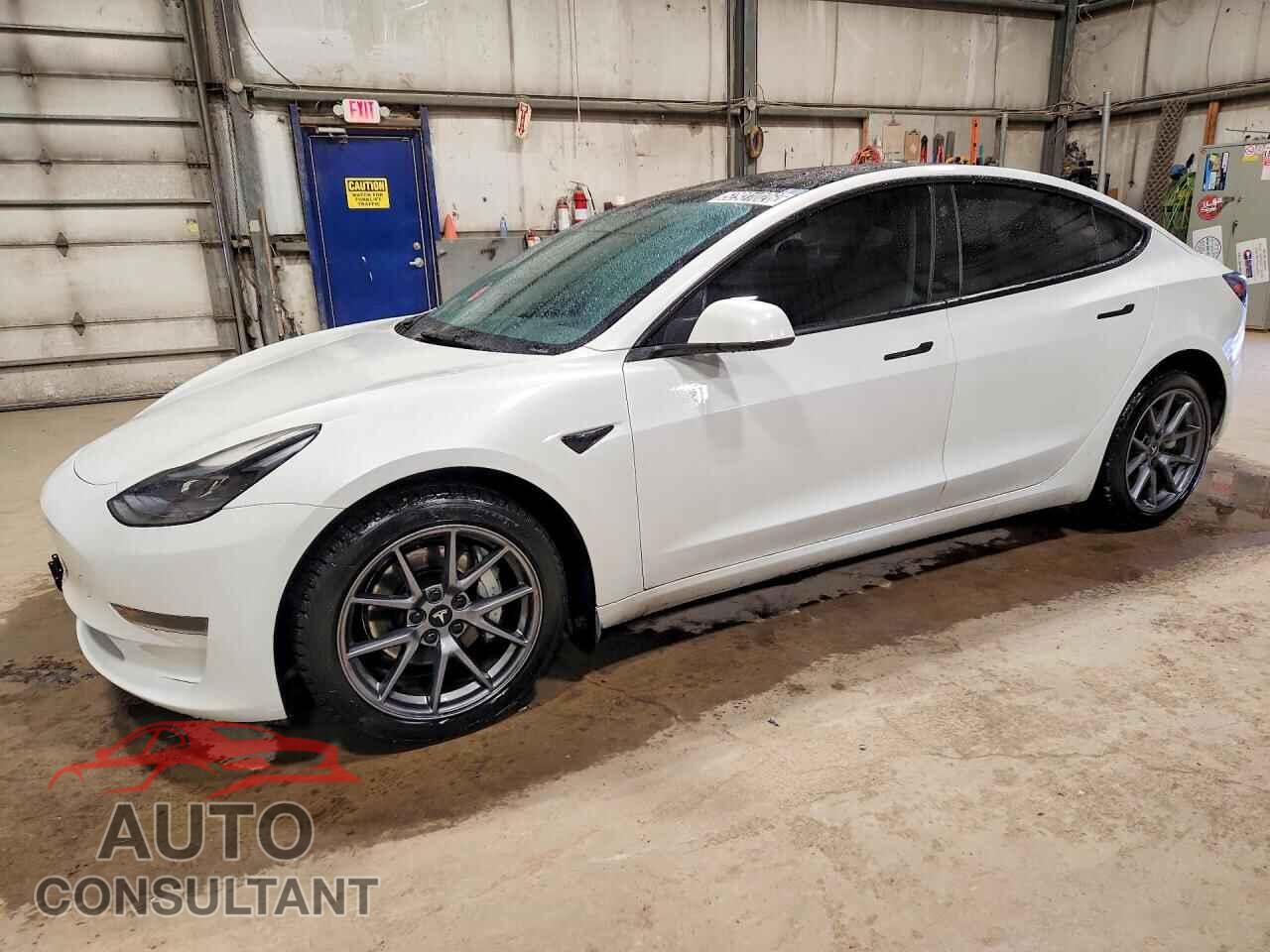 TESLA MODEL 3 2023 - LRW3E1FA9PC875717