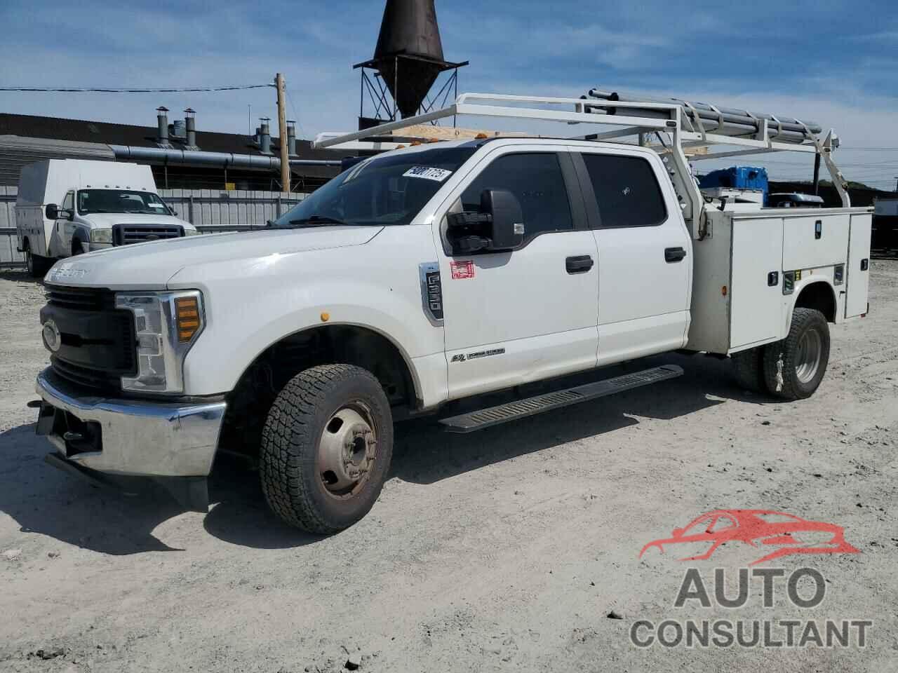 FORD F350 2019 - 1FD8W3DT4KEG49566