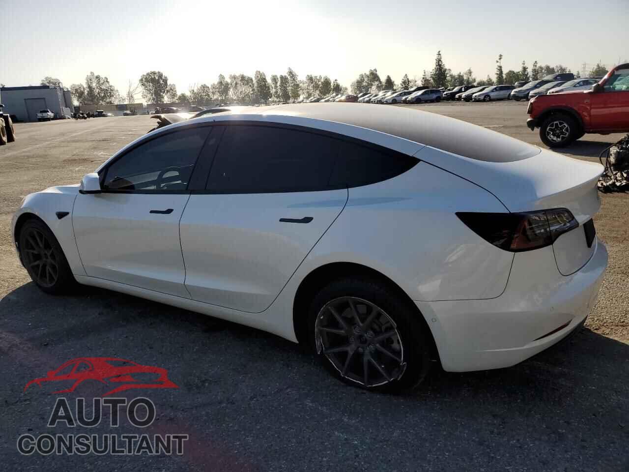 TESLA MODEL 3 2022 - 5YJ3E1EA8NF376718