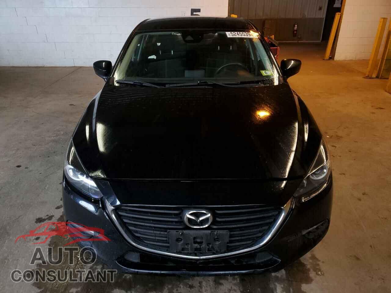 MAZDA 3 2018 - 3MZBN1U79JM220644
