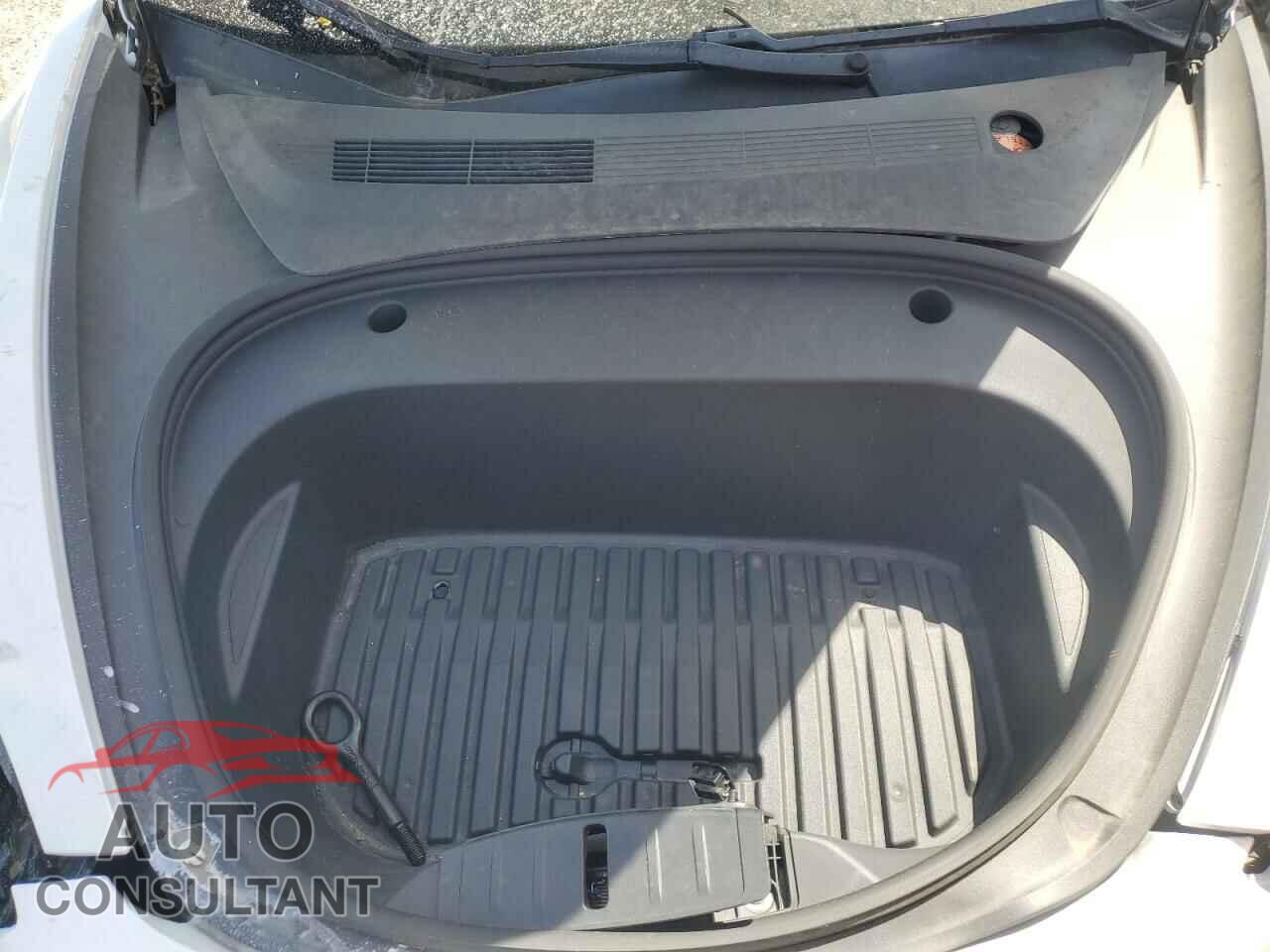 TESLA MODEL 3 2021 - 5YJ3E1EA3MF031305