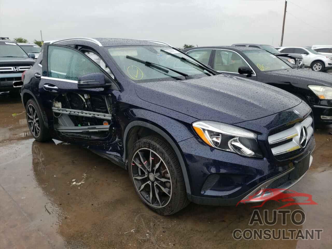 MERCEDES-BENZ GLA-CLASS 2017 - WDCTG4EB8HJ318720