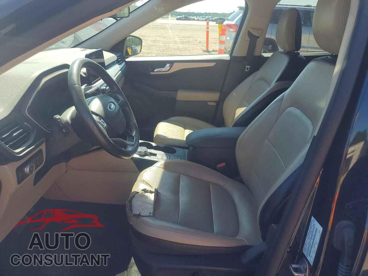 FORD ESCAPE 2020 - 1FMCU0H63LUA68263
