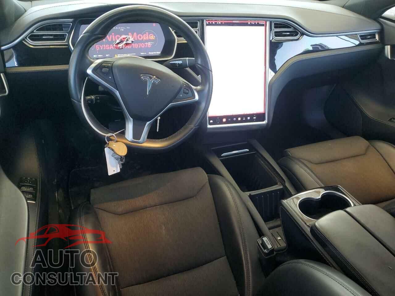 TESLA MODEL S 2017 - 5YJSA1E17HF197078