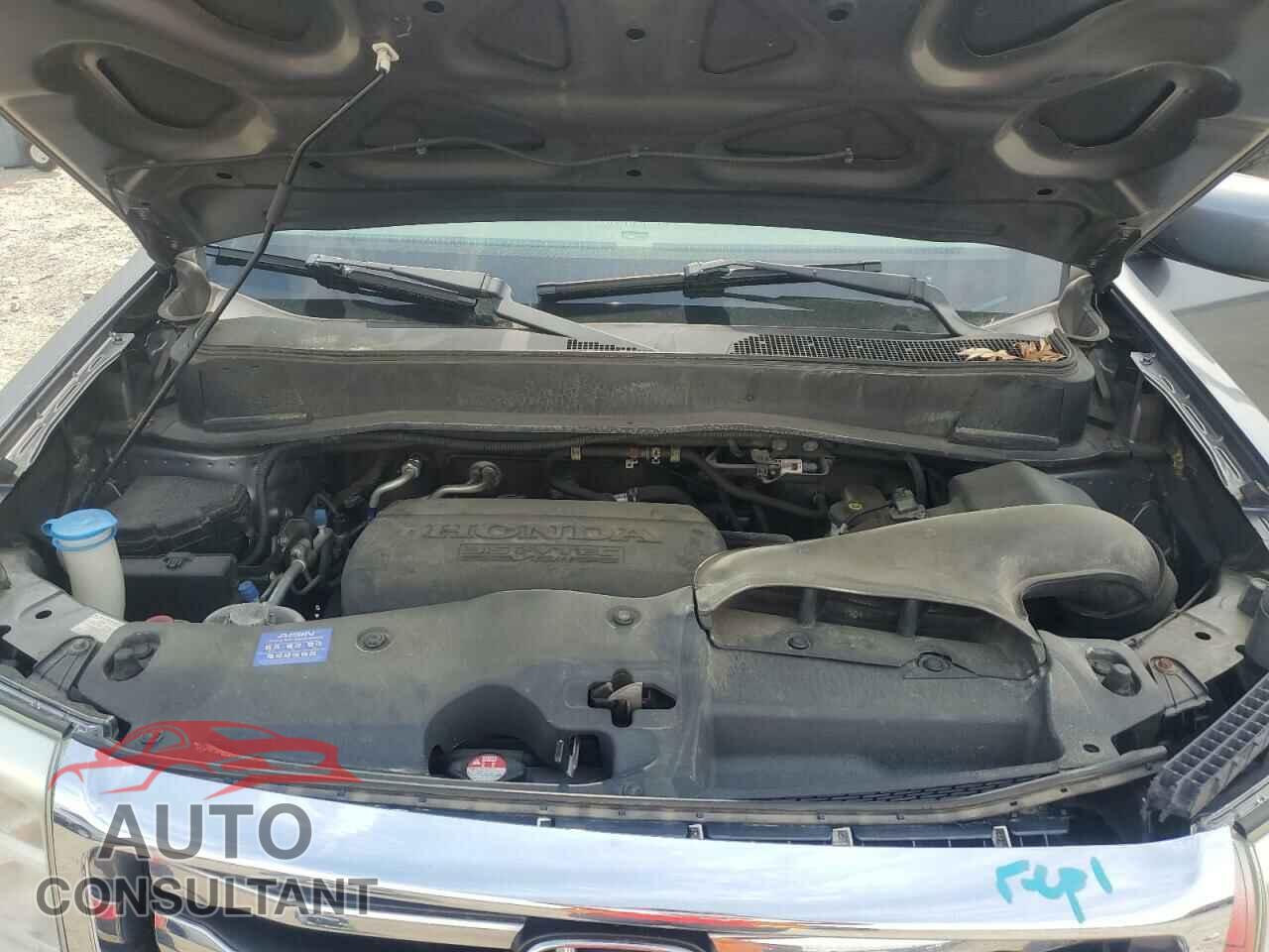 HONDA PILOT 2013 - 5FNYF4H94DB019248