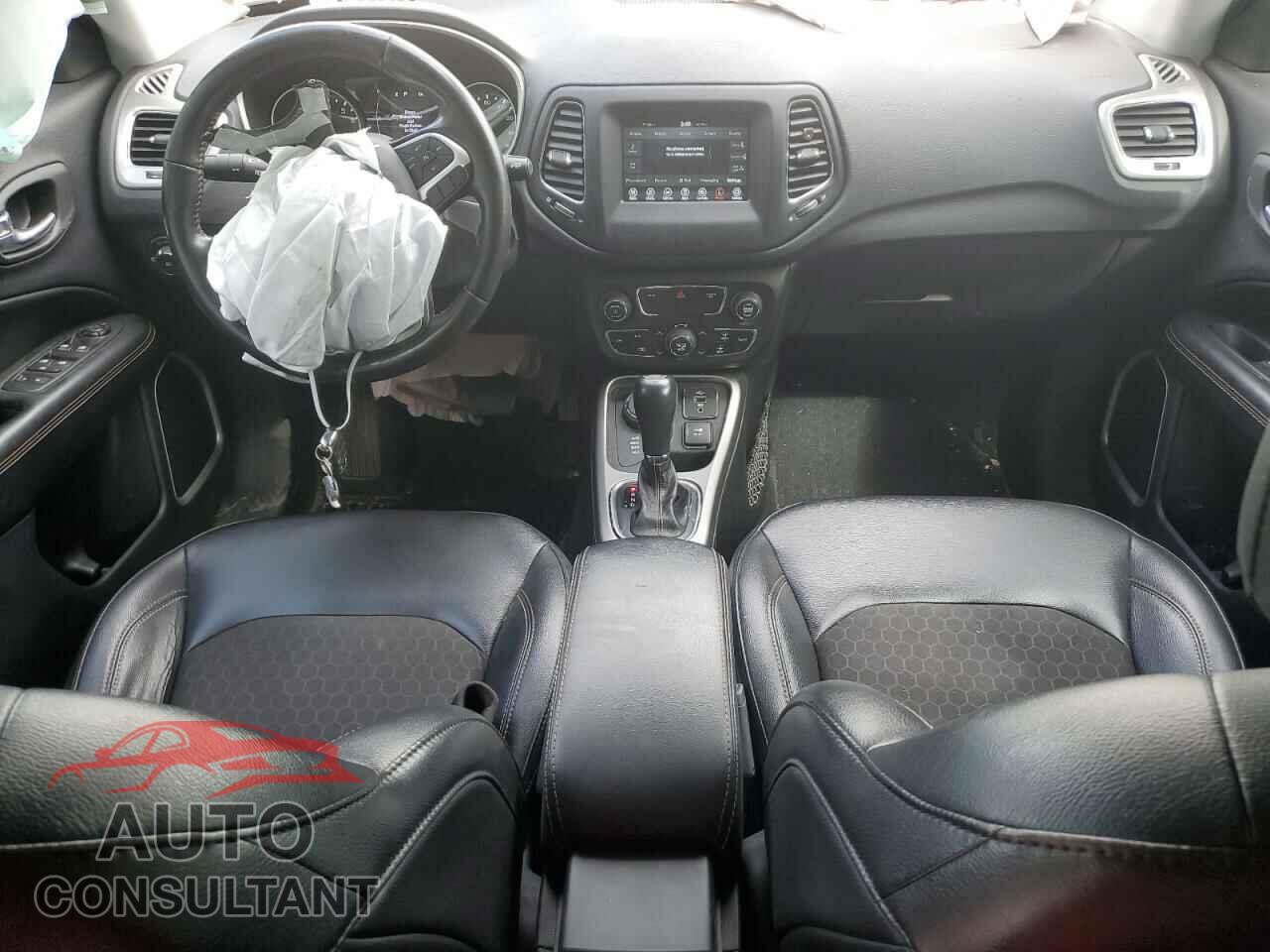JEEP COMPASS 2020 - 3C4NJDBB6LT149285