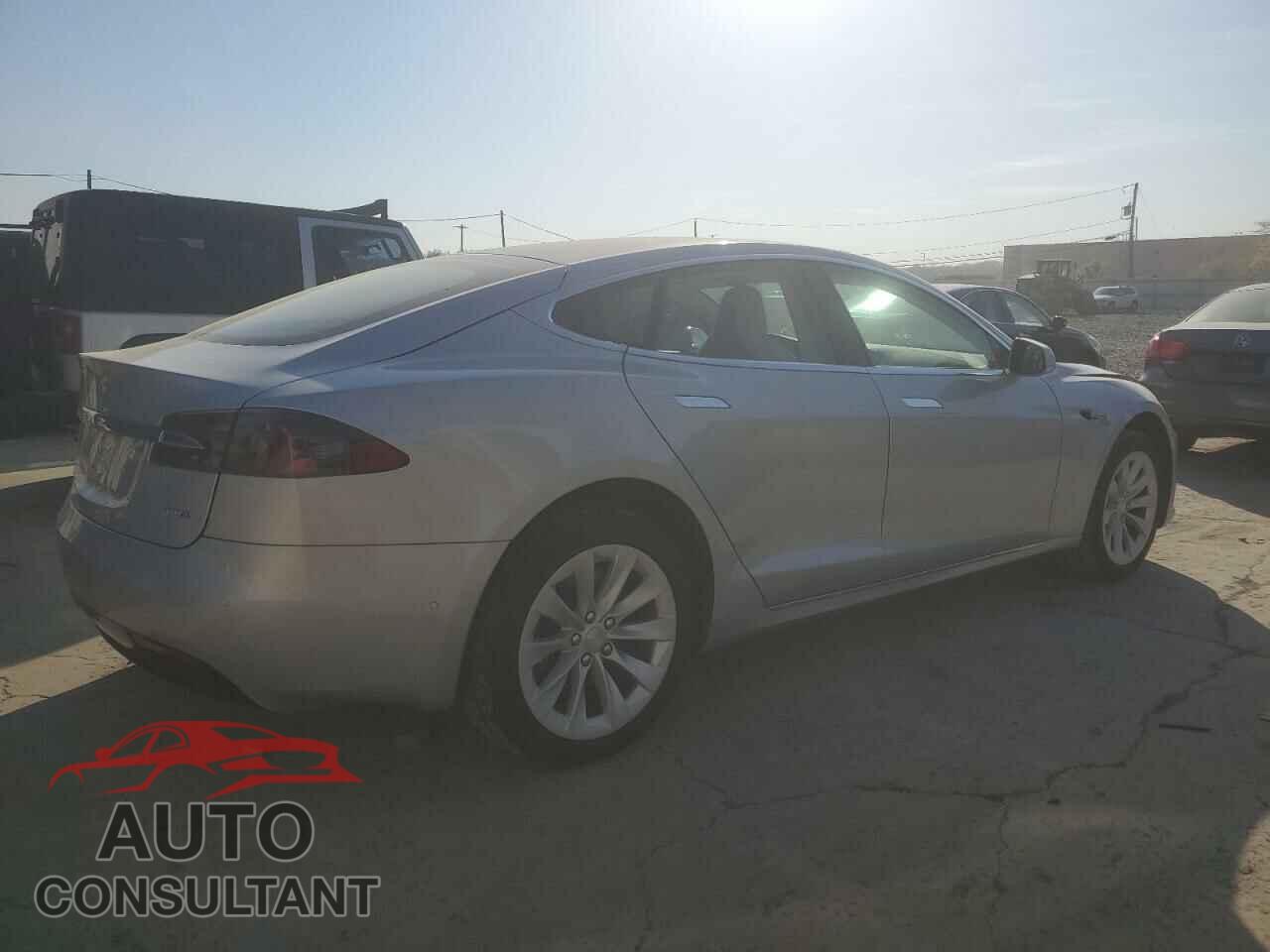 TESLA MODEL S 2017 - 5YJSA1E2XHF213086