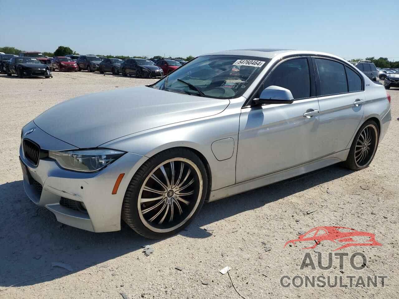 BMW 3 SERIES 2017 - WBA8E1C37HA158886