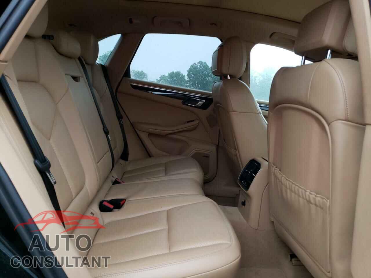 PORSCHE MACAN 2016 - WP1AB2A59GLB43931
