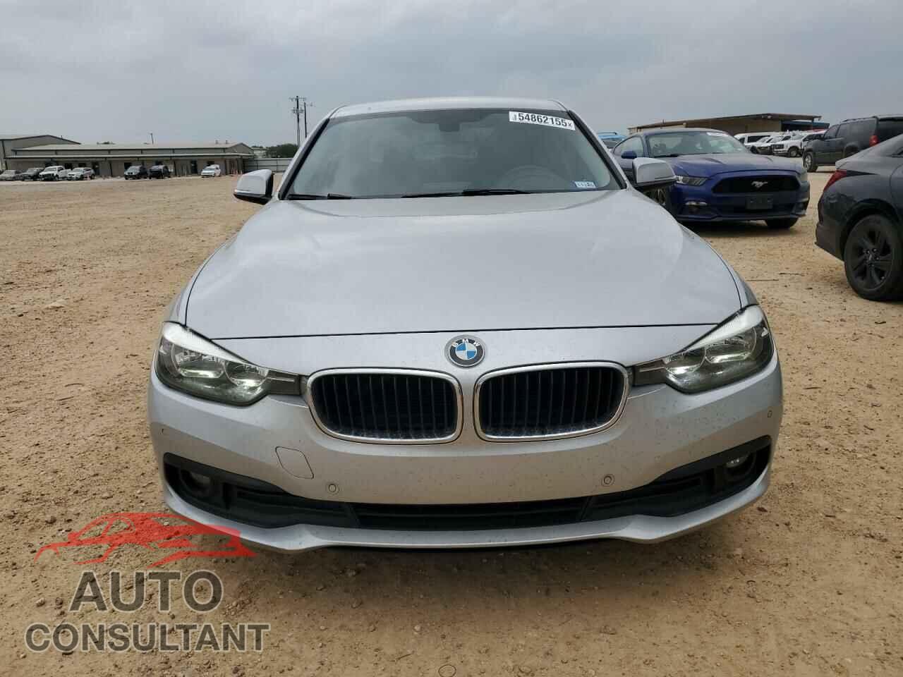 BMW 3 SERIES 2016 - WBA8E1G5XGNU10312