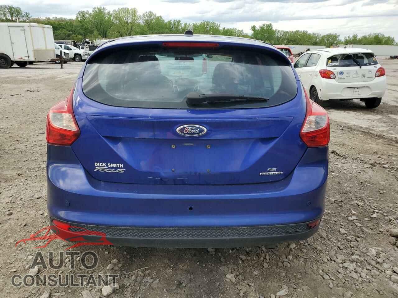 FORD FOCUS 2014 - 1FADP3K2XEL109672