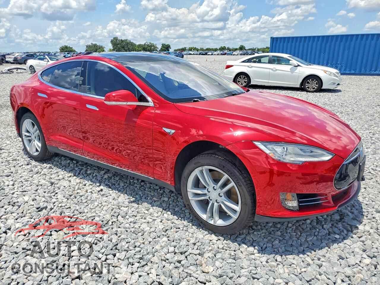 TESLA MODEL S 2013 - 5YJSA1CN5DFP09694