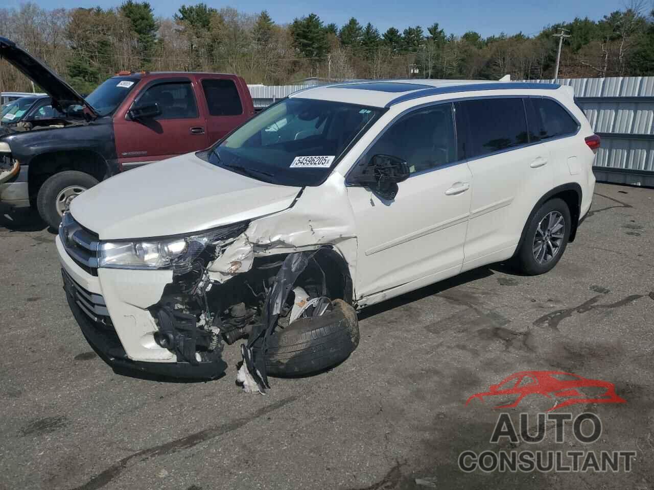 TOYOTA HIGHLANDER 2018 - 5TDJZRFH2JS561617