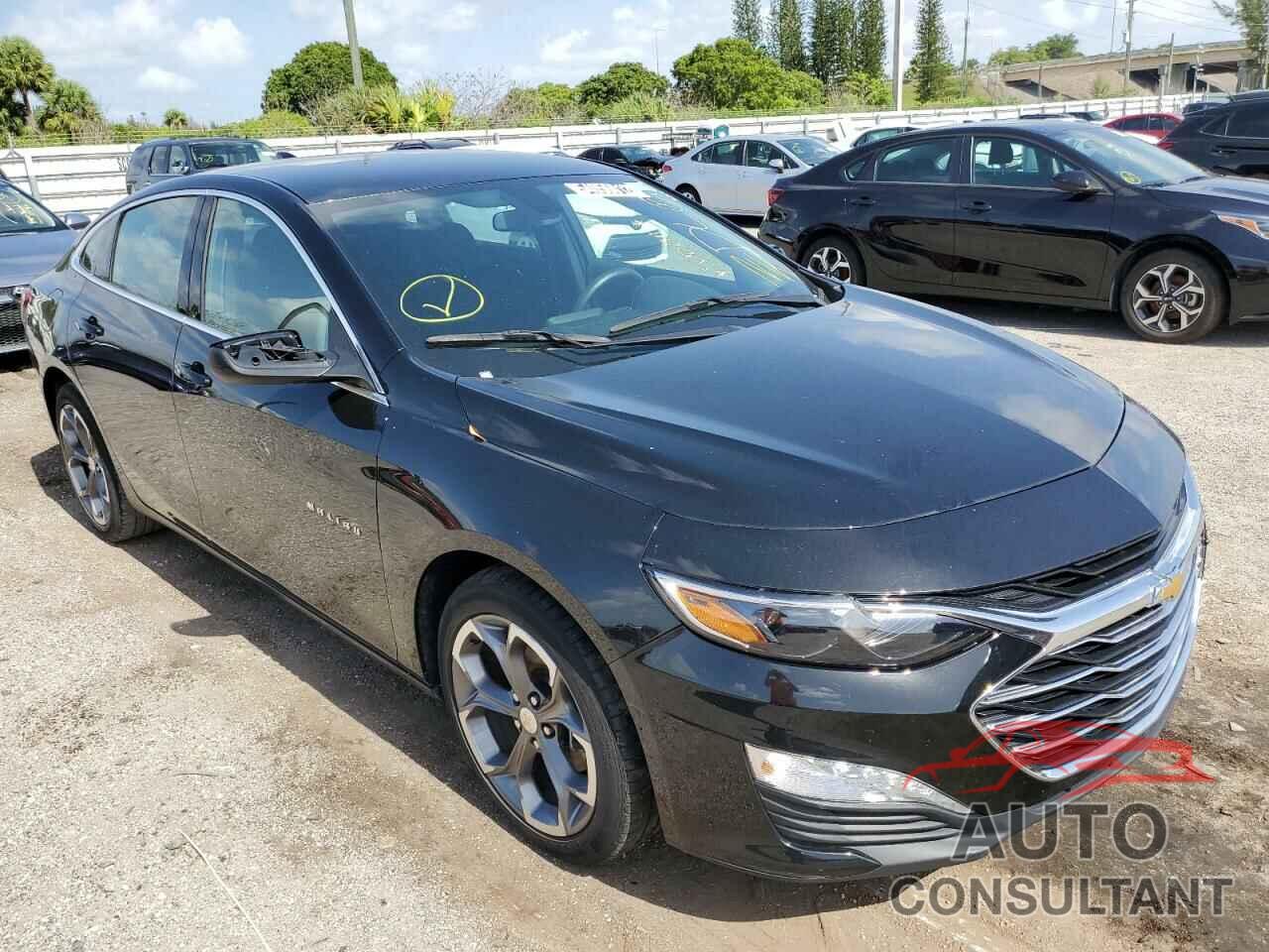 CHEVROLET MALIBU 2020 - 1G1ZD5ST4LF096130