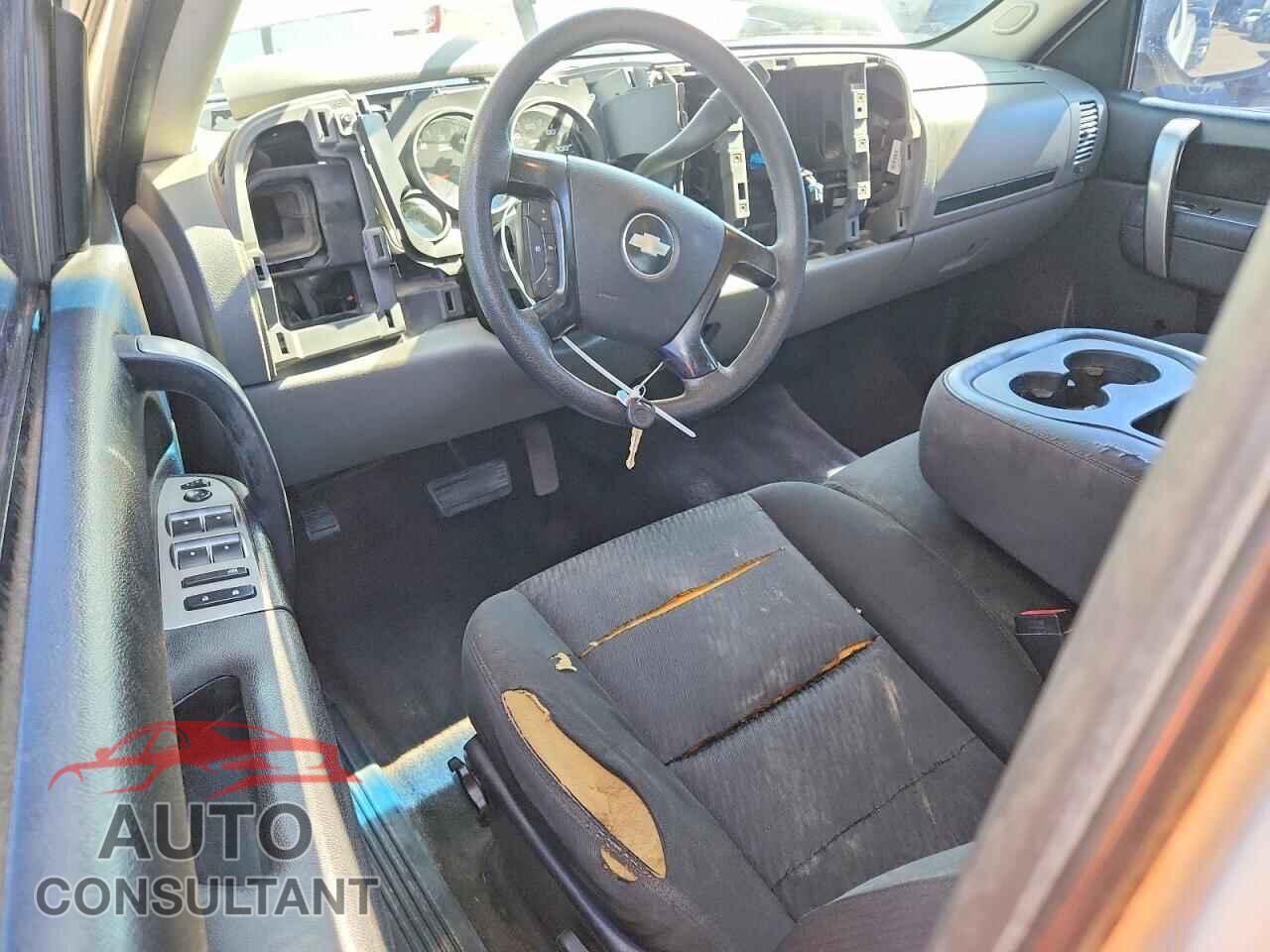 CHEVROLET SILVERADO 2013 - 1GCRCREA2DZ111283