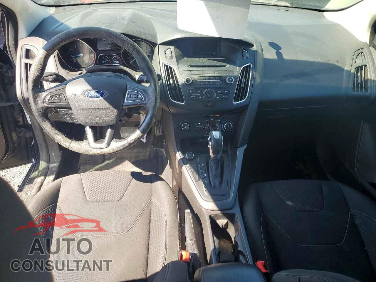 FORD FOCUS 2016 - 1FADP3K2XGL317005
