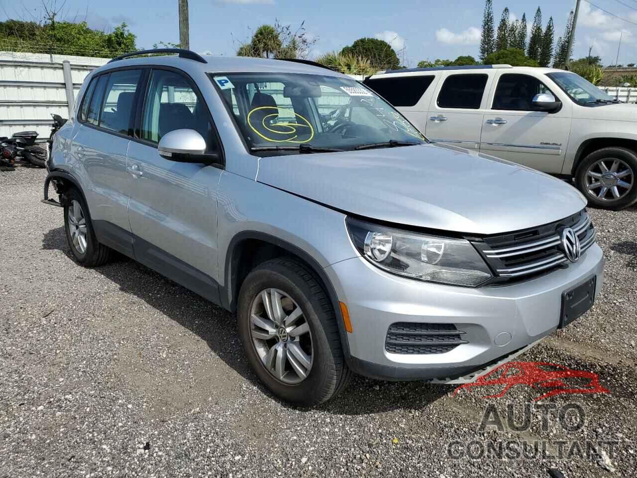 VOLKSWAGEN TIGUAN 2017 - WVGAV7AX4HK008494