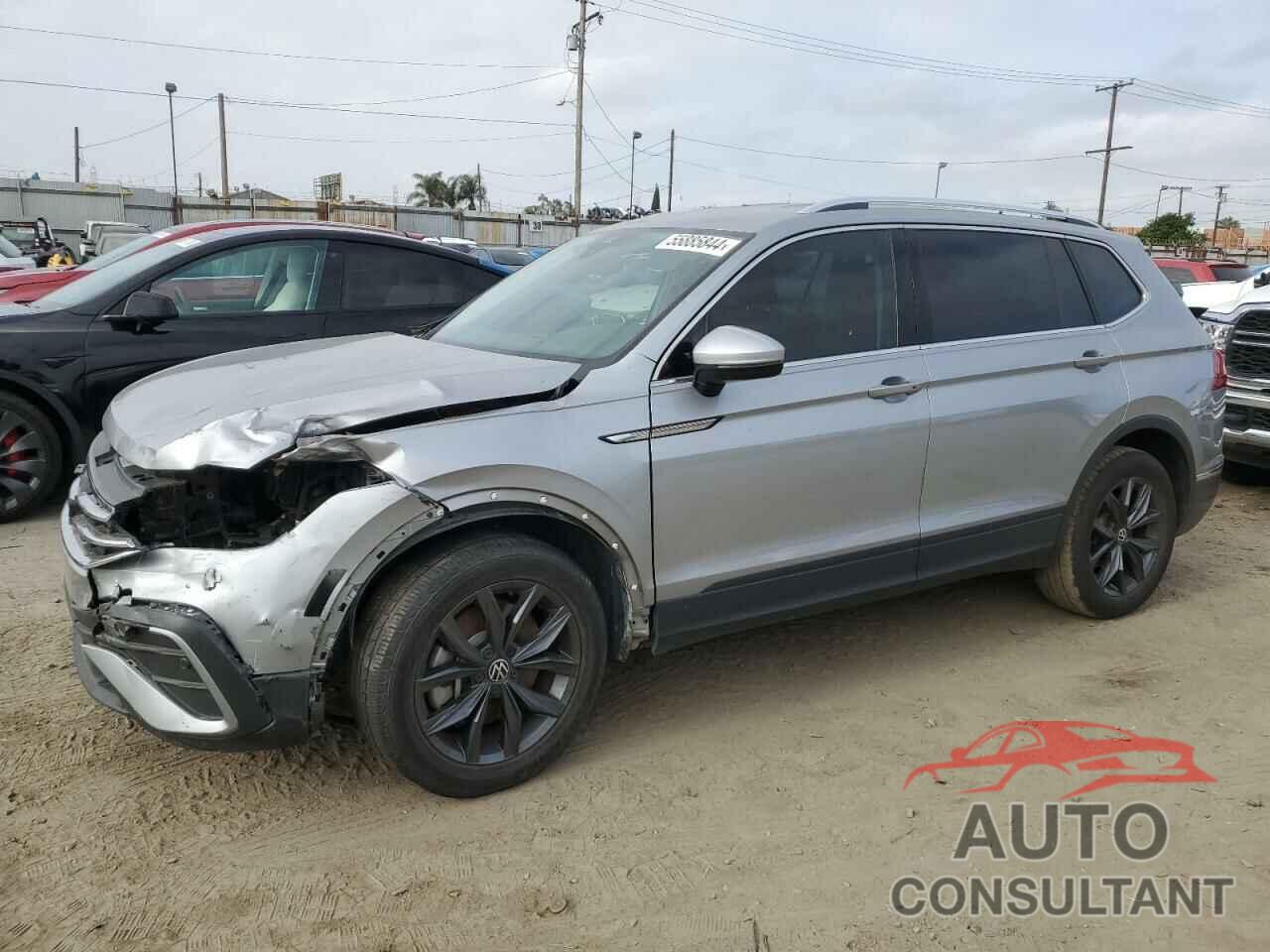 VOLKSWAGEN TIGUAN 2023 - 3VV3B7AX4PM001592