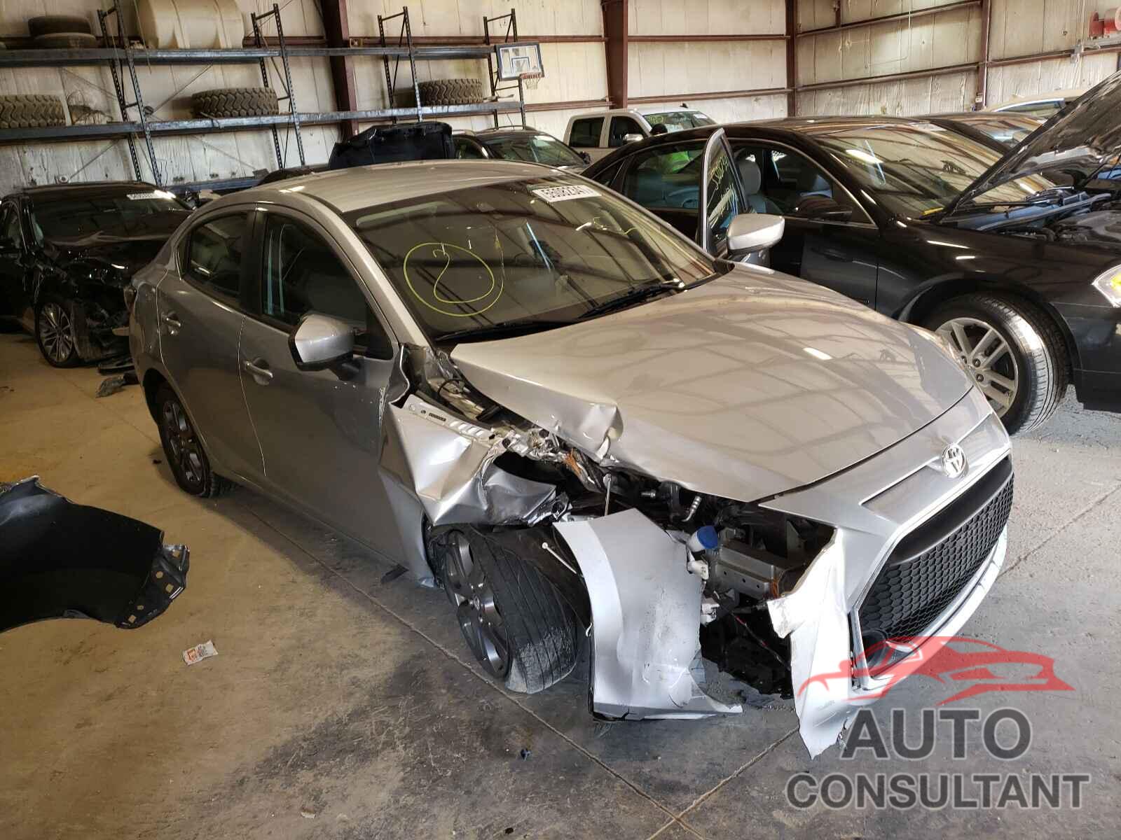TOYOTA YARIS 2019 - 3MYDLBYV7KY512367