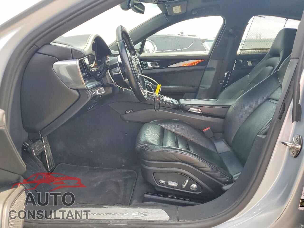 PORSCHE PANAMERA 2017 - WP0AB2A71HL121703