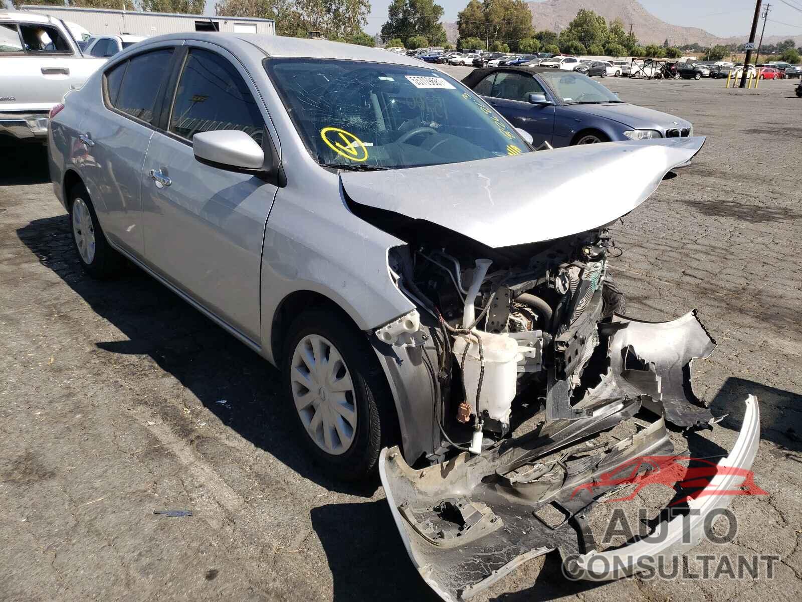 NISSAN VERSA 2017 - 3N1CN7AP4HK413629