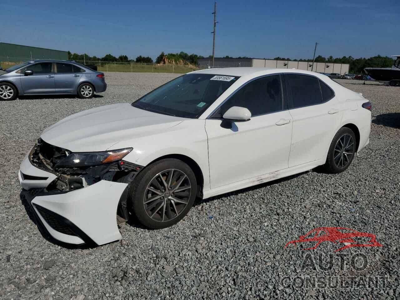 TOYOTA CAMRY 2021 - 4T1G11AK5MU614876