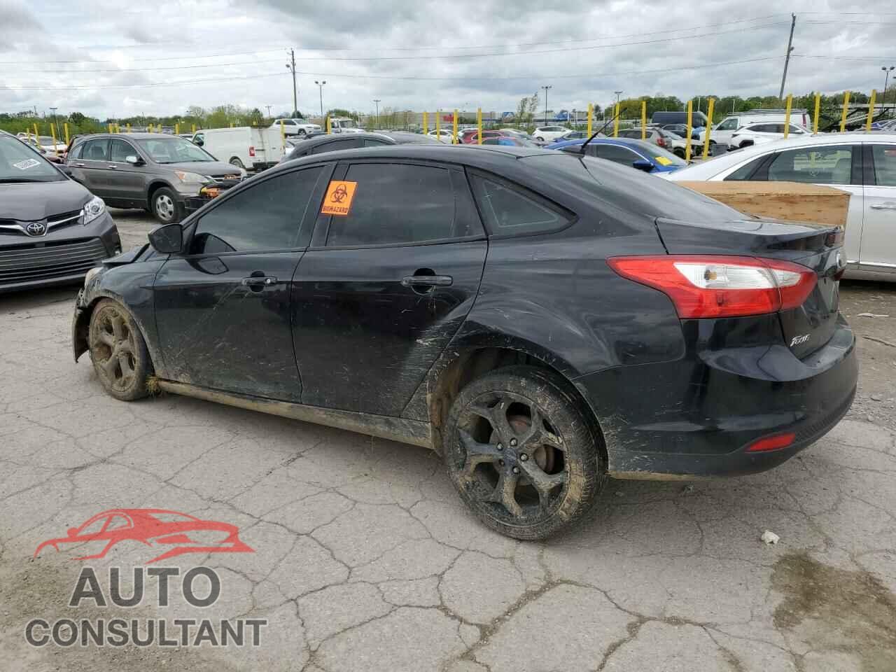 FORD FOCUS 2012 - 1FAHP3F24CL220940