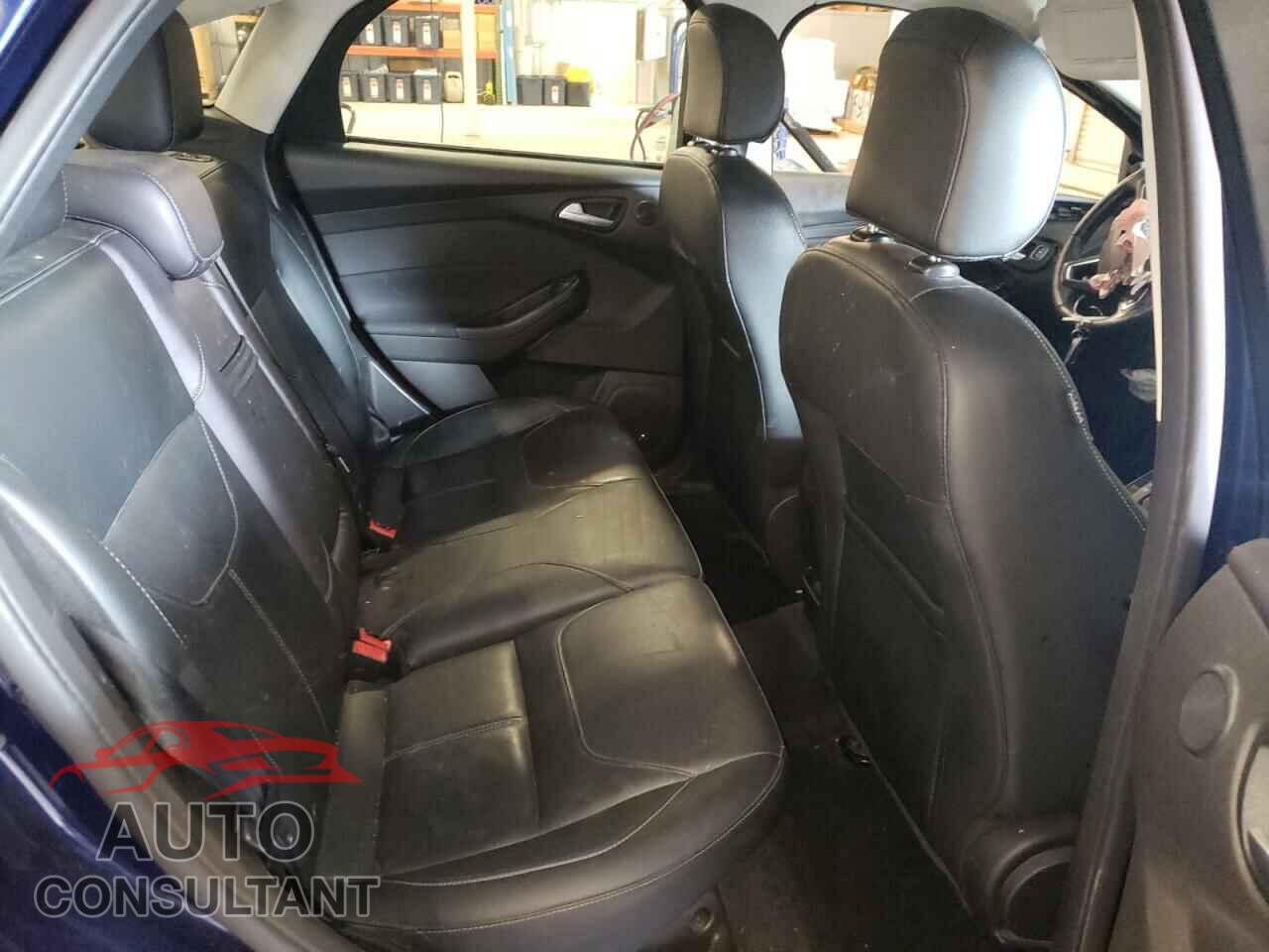 FORD FOCUS 2016 - 1FADP3J27GL310367