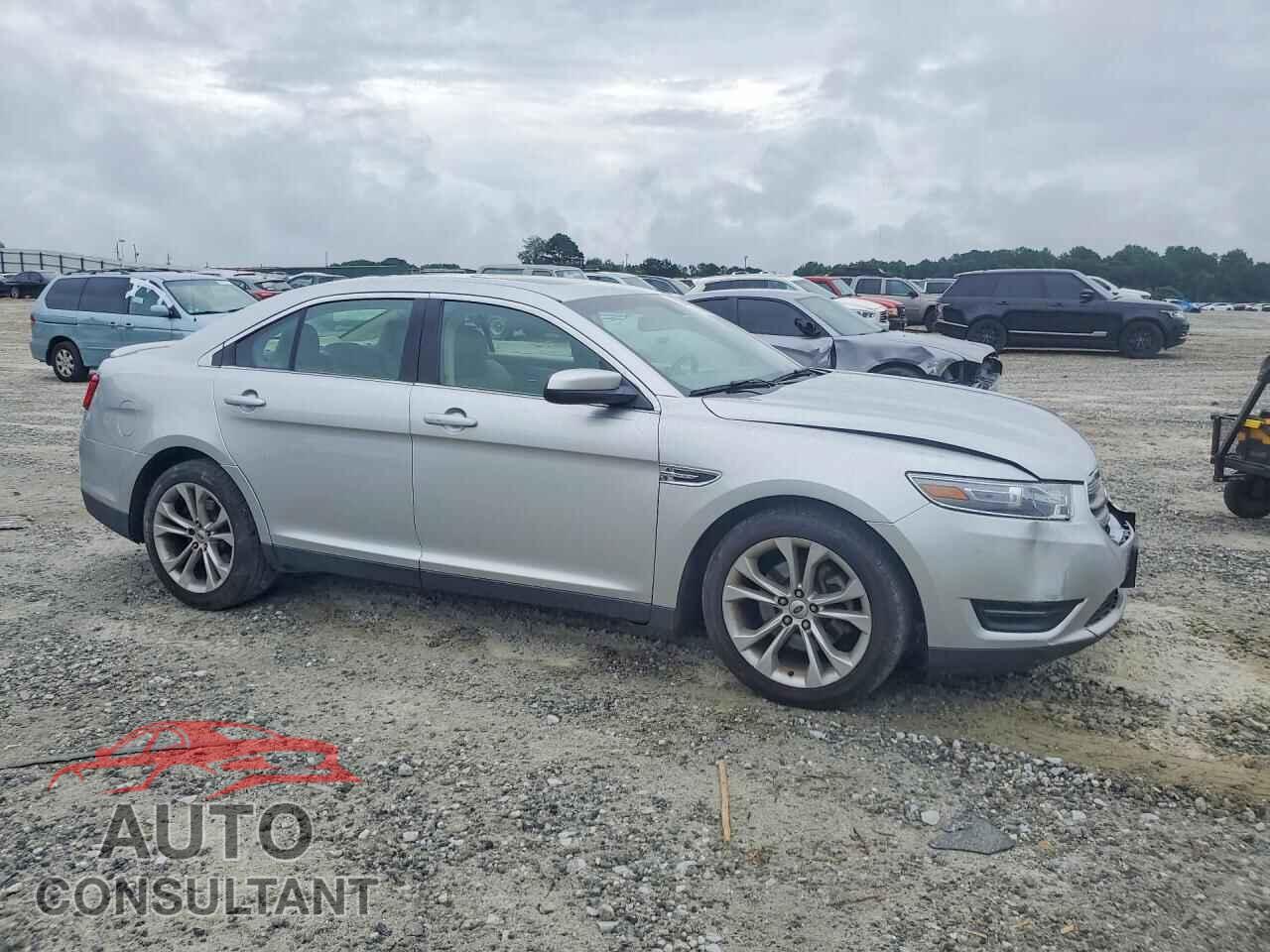FORD TAURUS 2013 - 1FAHP2E89DG161099