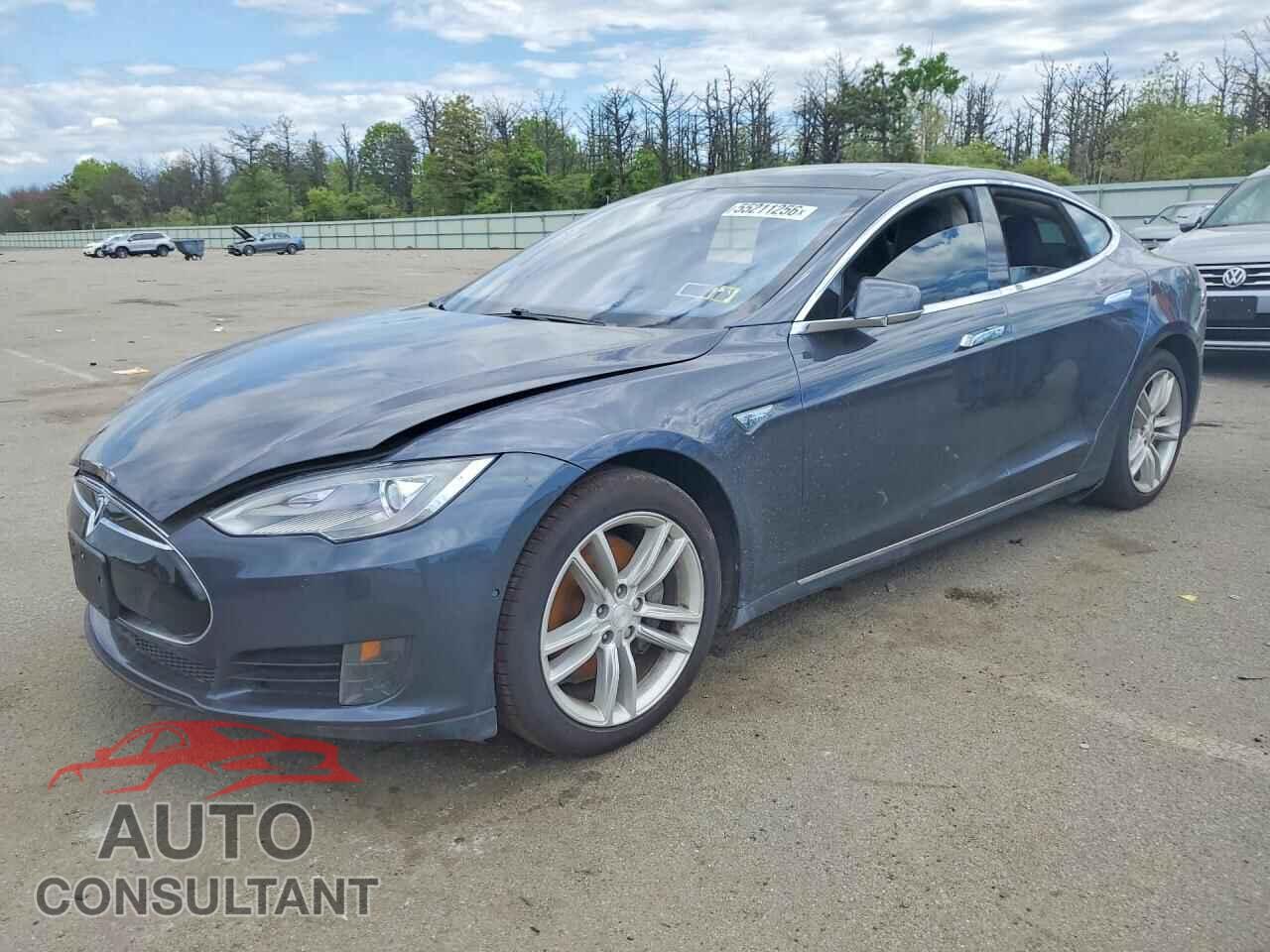 TESLA MODEL S 2015 - 5YJSA1E11FF116590