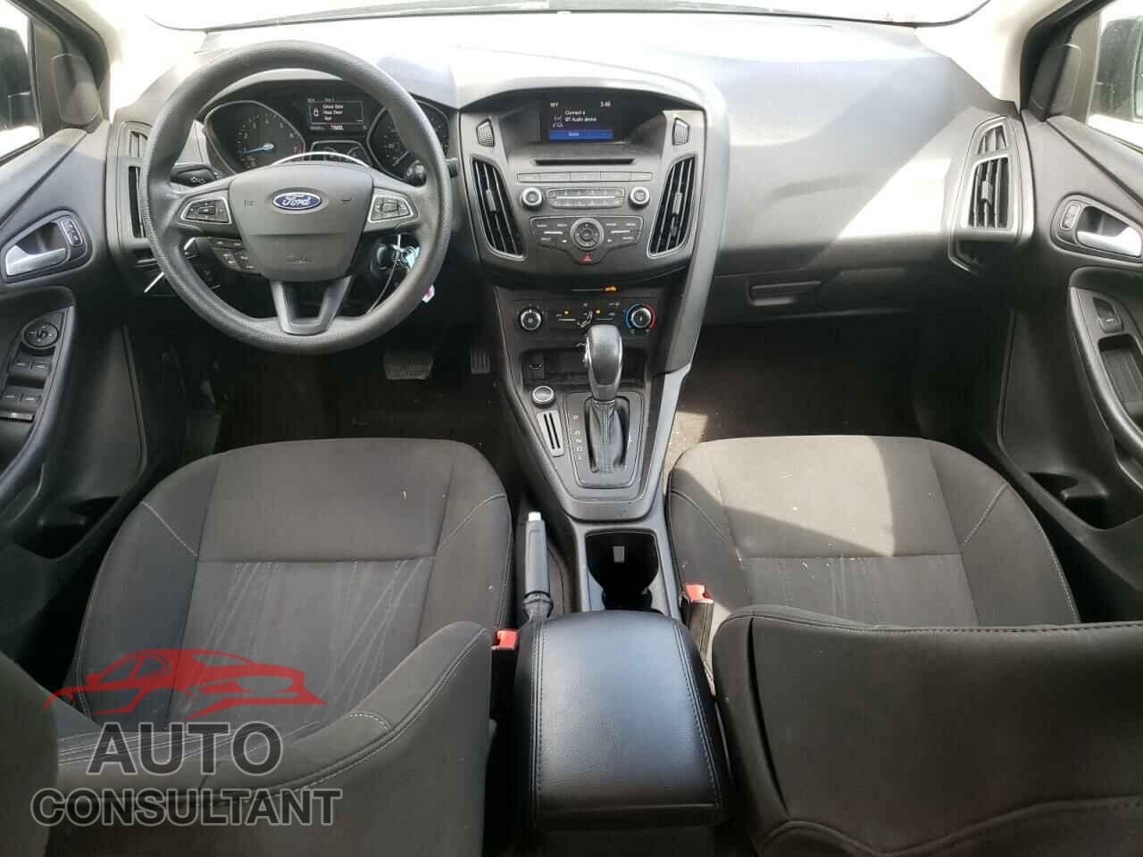 FORD FOCUS 2017 - 1FADP3F22HL291771