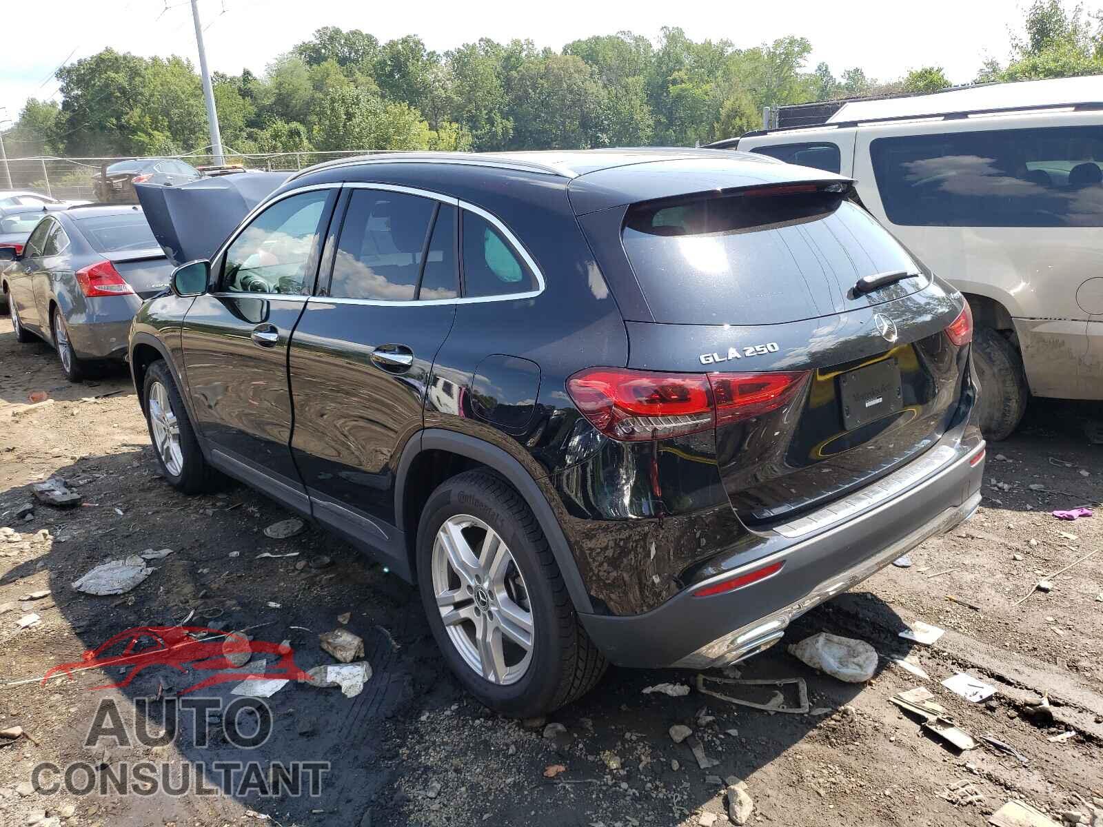 MERCEDES-BENZ GLA-CLASS 2021 - W1N4N4HB4MJ200033