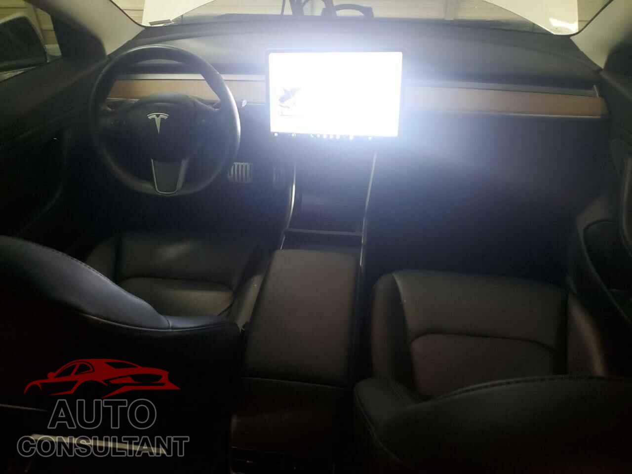 TESLA MODEL 3 2018 - 5YJ3E1EA5JF035724