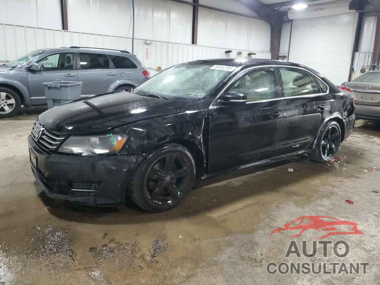 VOLKSWAGEN PASSAT 2013 - 1VWBP7A32DC132684