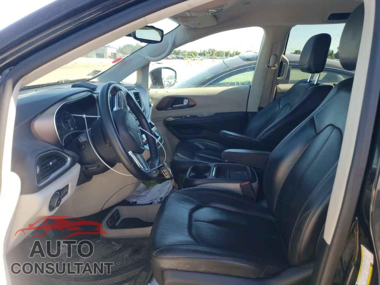 CHRYSLER PACIFICA 2017 - 2C4RC1BG2HR743629