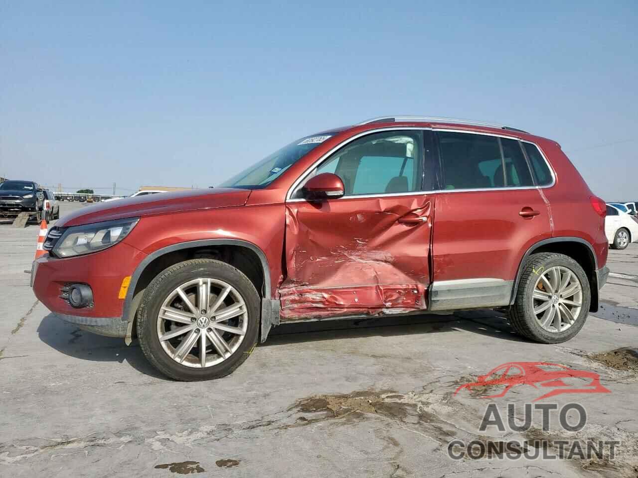 VOLKSWAGEN TIGUAN 2016 - WVGBV7AX9GW044564