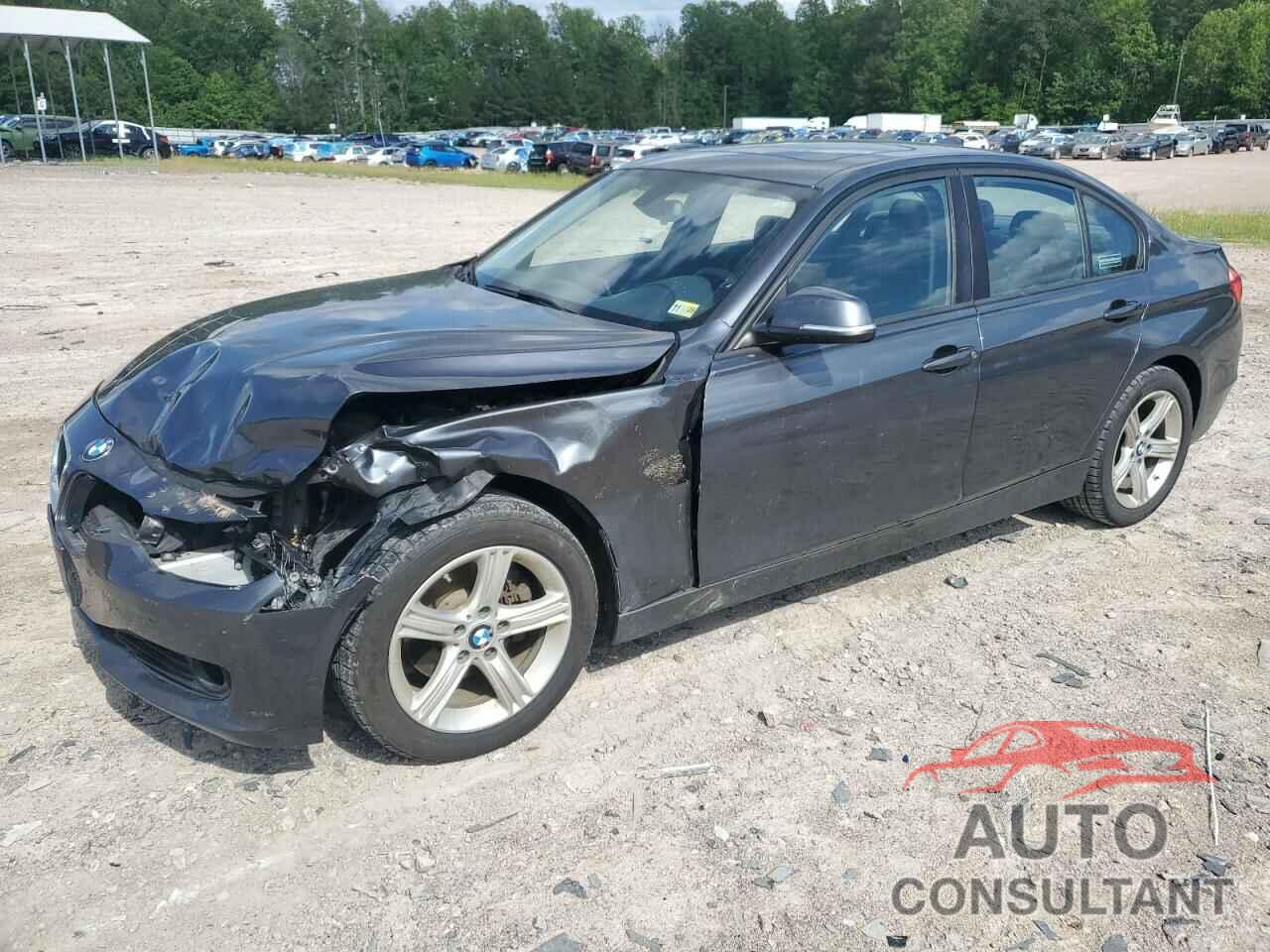 BMW 3 SERIES 2013 - WBA3C1G55DNR45088
