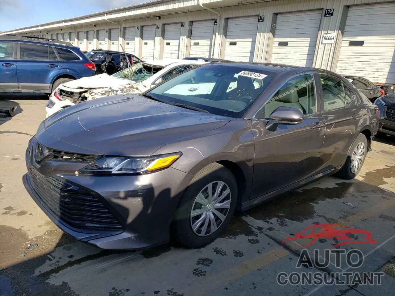 TOYOTA CAMRY 2018 - 4T1B11HK5JU619636