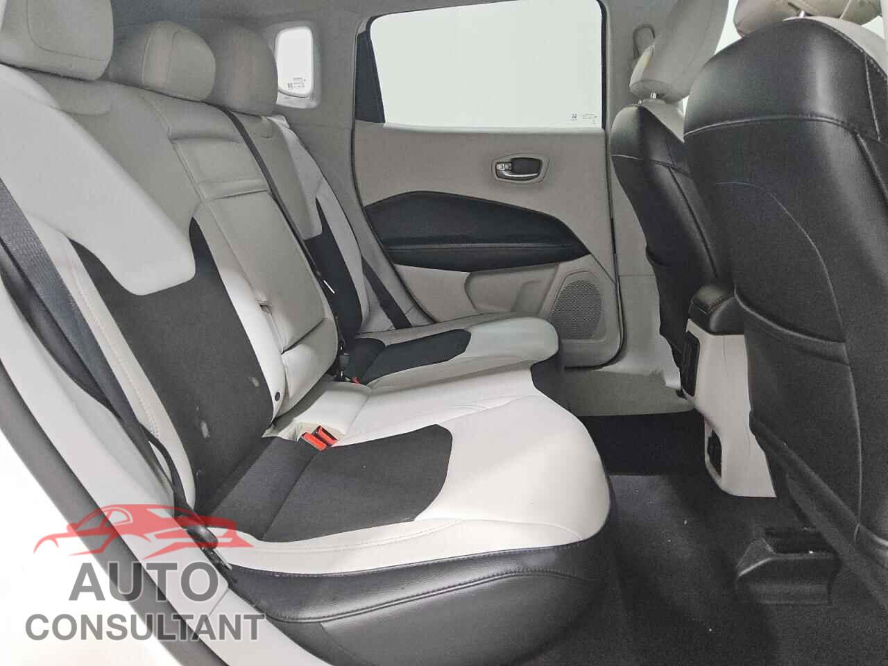 JEEP COMPASS 2017 - 3C4NJCBB3HT682213