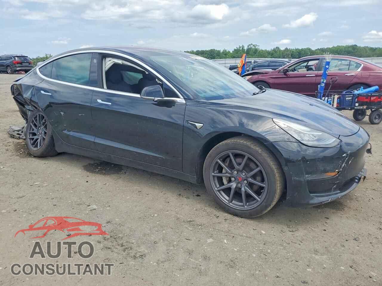 TESLA MODEL 3 2018 - 5YJ3E1EA3JF036225